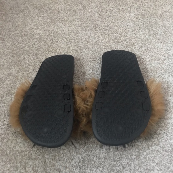 Furry Sandals - Brown Fur ACCEPTING OFFERS - Picture 4 of 4